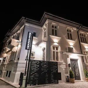 2* Oda ve Kahvaltı George&dragon